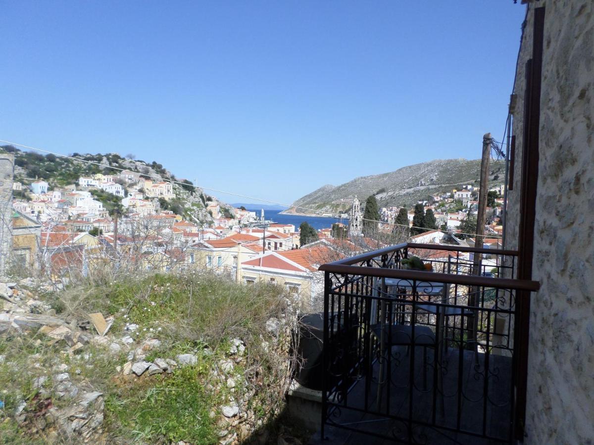 Apartamento Grandma'S House Symi Exterior foto
